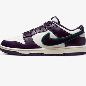 NIKE DUNK LOW RETRO CHENILLE SWOOSH 🔥🔥DEAL OF THE DAY🔥🔥